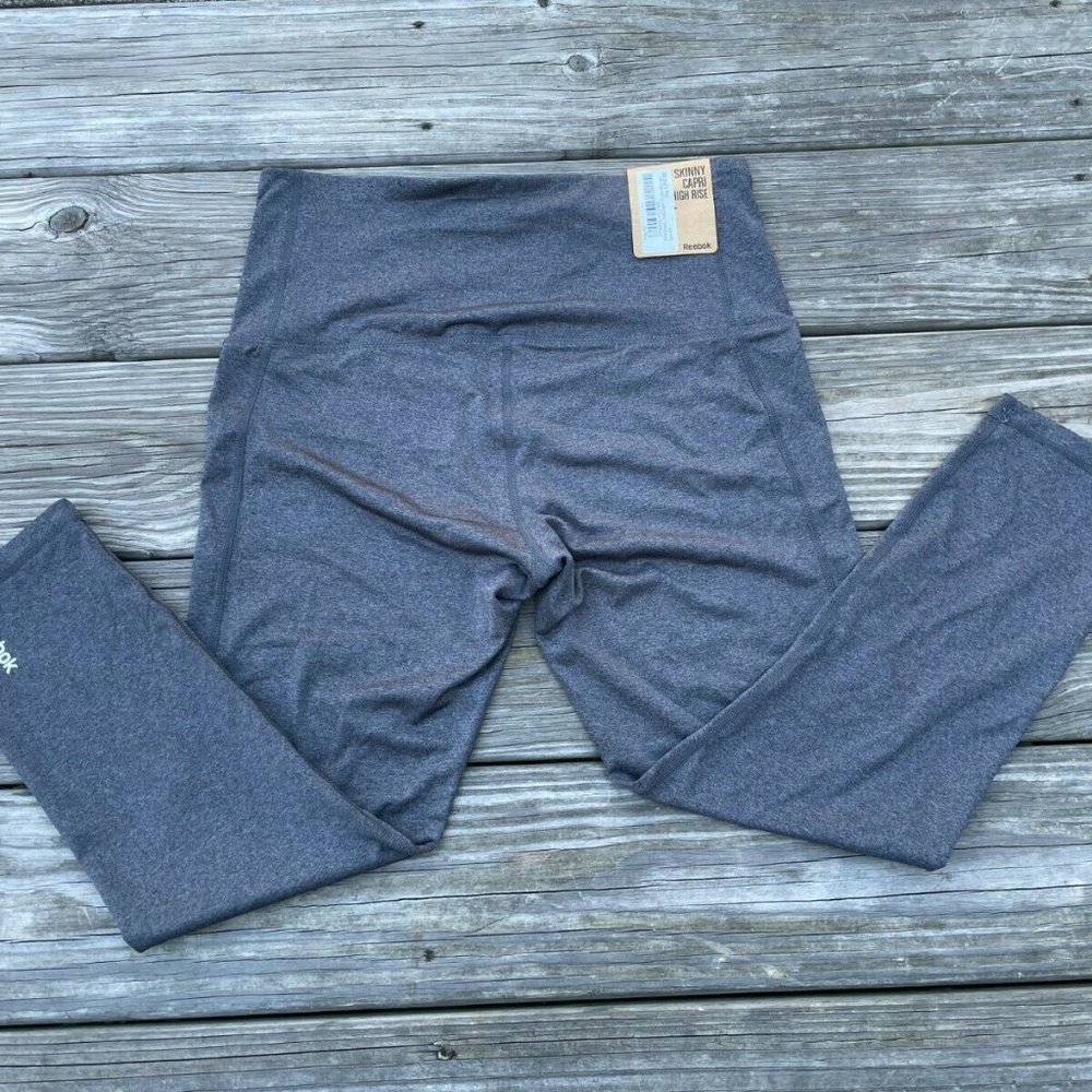 Reebok Women Athletic Capri Pant Gray Charcoal Sport Running Pant Size MM - Picture 9 of 10